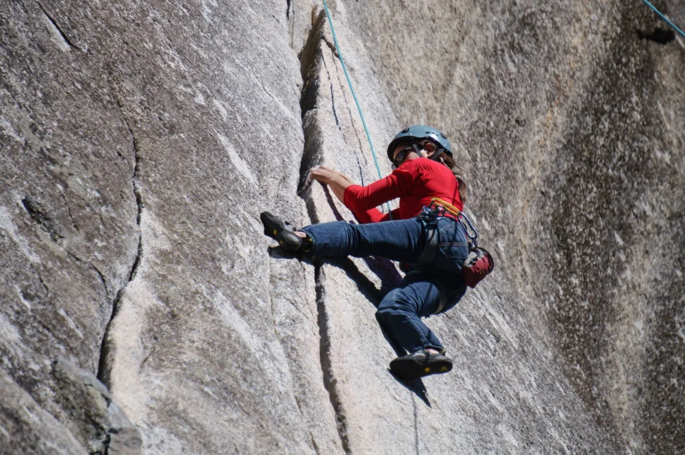 How to Choose the Right Crack to Climb