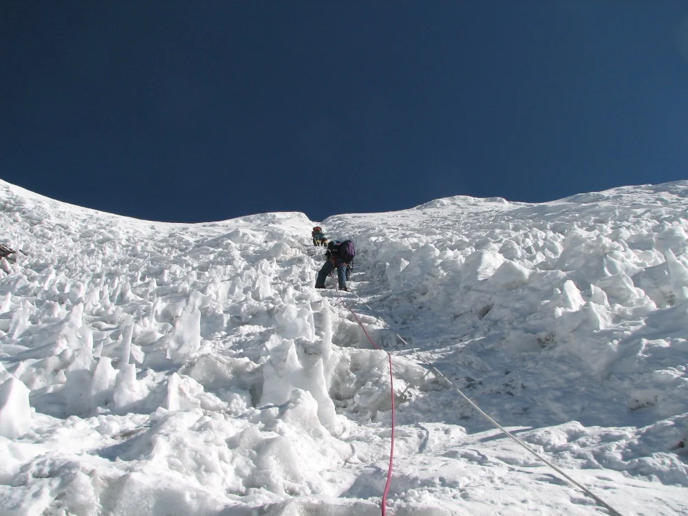 team alpine climbing or mountaineering