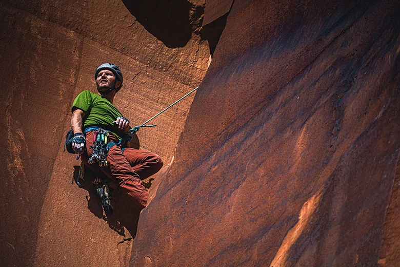 What is Top Rope Climbing & How To Get Started - Resting Techniques And Conservation Of Energy