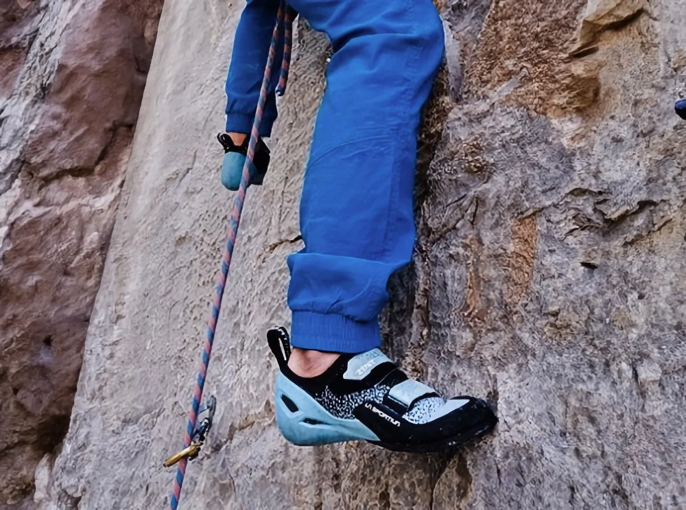 La Sportiva Zenit Rock Climbing Shoe Overview- review