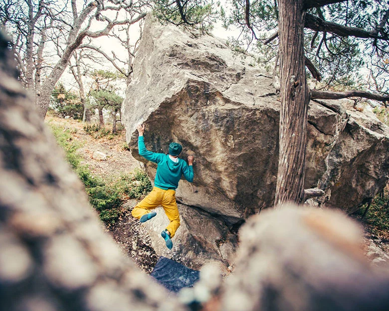 How Many Bouldering Pads Do You Need - Concerned About Safety Add More Mats!